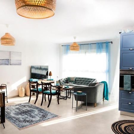Argaman Beach Apartment Acre Esterno foto