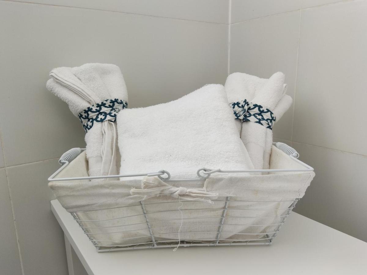 Argaman Beach Apartment Acre Esterno foto